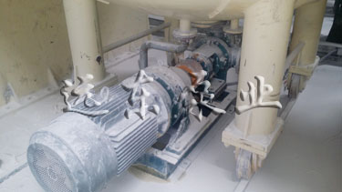 金銀河設(shè)備配套遠東高粘度泵現(xiàn)場展示 金銀河設(shè)備配套遠東高粘度泵現(xiàn)場展示