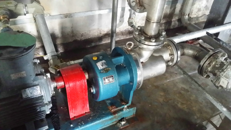 遠(yuǎn)東不銹鋼雙螺桿泵在膠乳行業(yè)應(yīng)用現(xiàn)場圖 遠(yuǎn)東不銹鋼雙螺桿泵在膠乳行業(yè)應(yīng)用現(xiàn)場圖