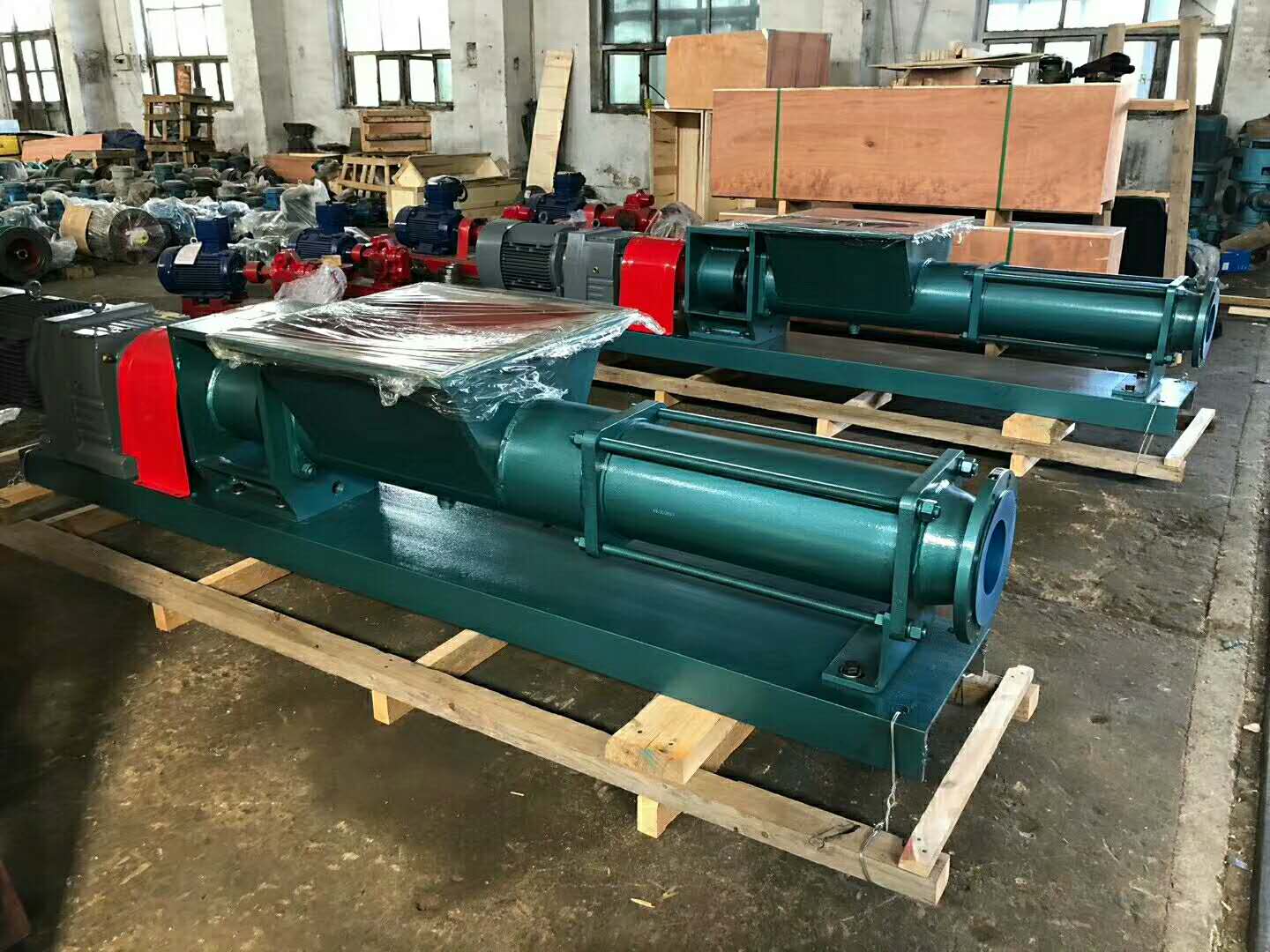 PVC涂料出料泵EU1700-T2-W102單螺桿泵 PVC涂料出料泵EU1700-T2-W102單螺桿泵