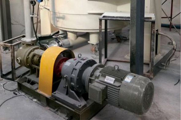 4寸/5寸高粘度泵配套強(qiáng)力分散機(jī)/壓料機(jī) 4寸/5寸高粘度泵配套強(qiáng)力分散機(jī)/壓料機(jī)